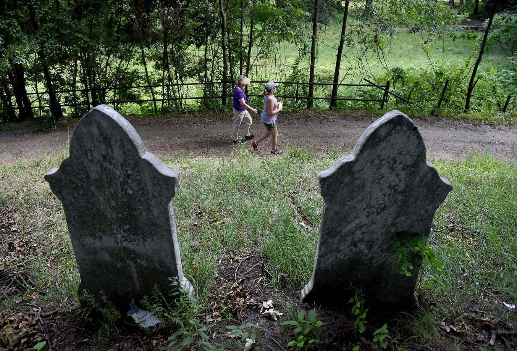 Tombstone trail